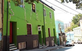 Hostal Casa Verde Limon Вальпараисо